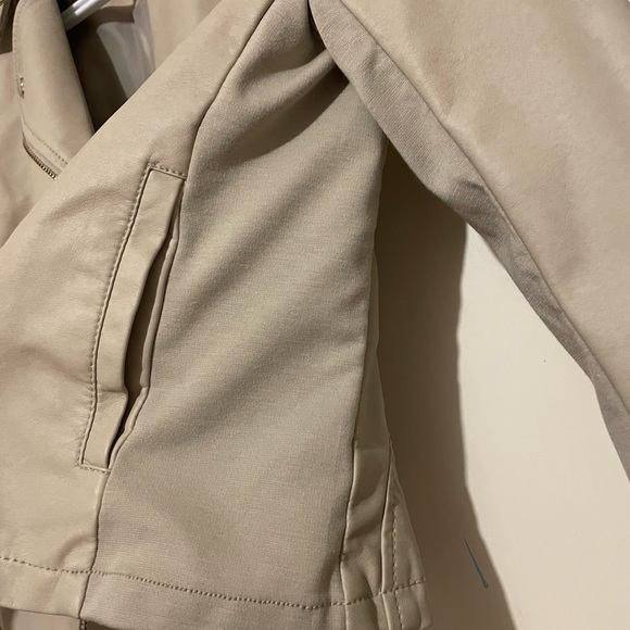 Dynamite cropped leather jacket - Picture 3 of 6